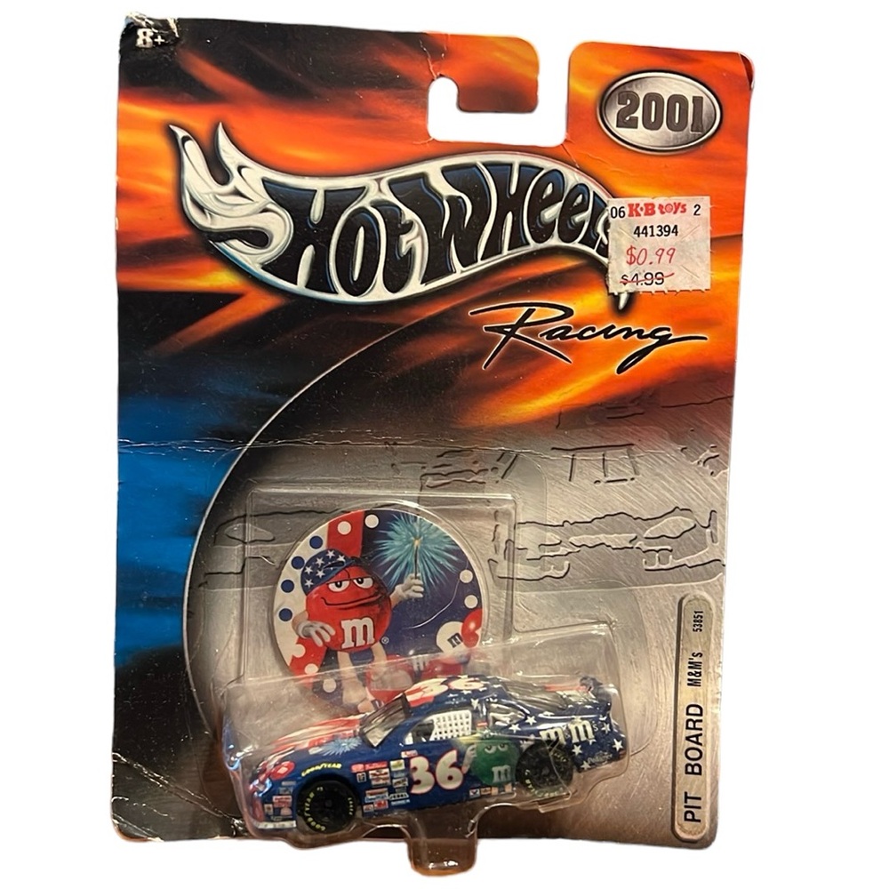 Hot Wheels Racing 1:64 Scale M&M’S car with Pit Board from 2001